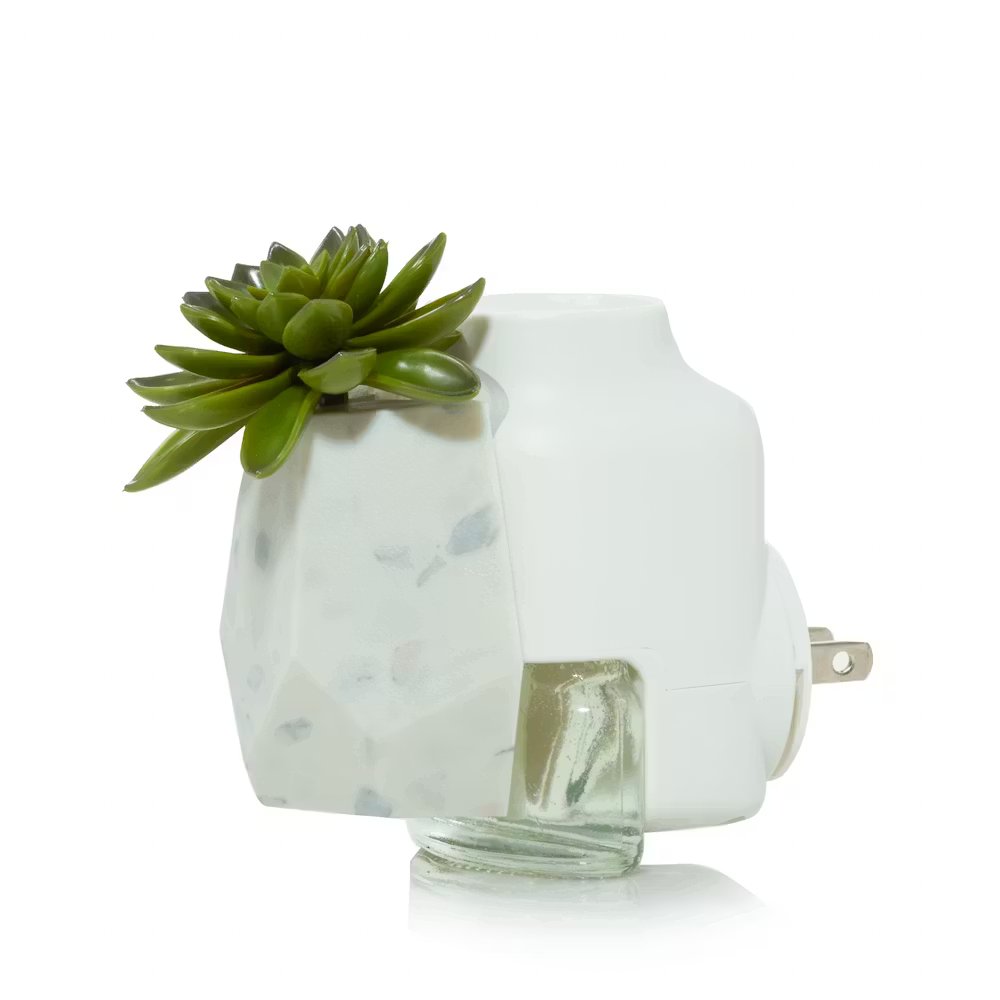 Faceted Succulent ScentPlug® Diffuser w/ Light - Image 4