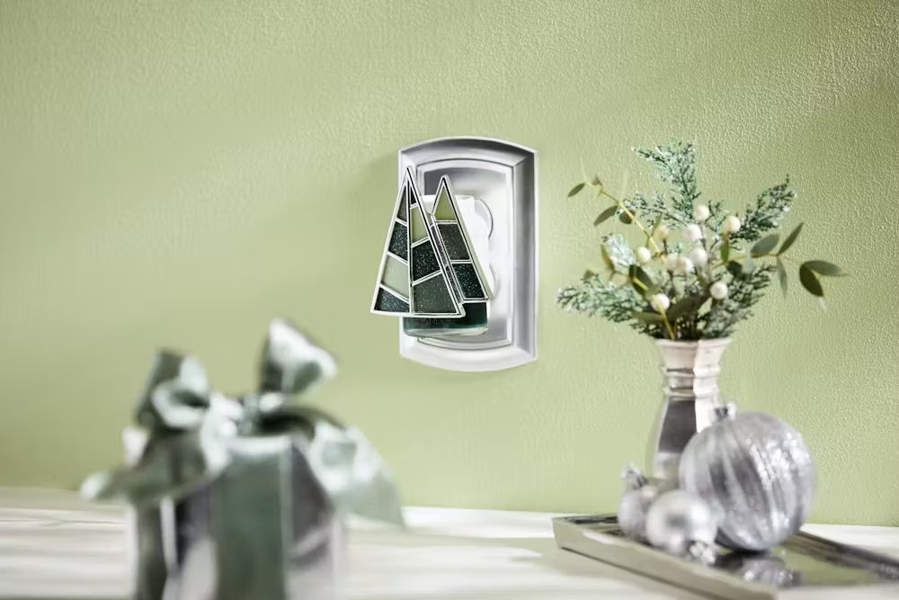 Shimmer Trees ScentPlug® Diffuser - Image 4