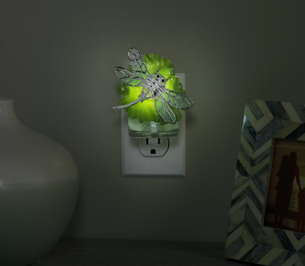 Dragonfly on Lilypad ScentPlug® Diffuser w/ Light - Image 3